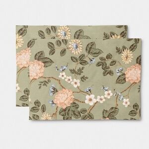 NWT Threshold Set of 4 Botanical Floral Sage Green Placemats